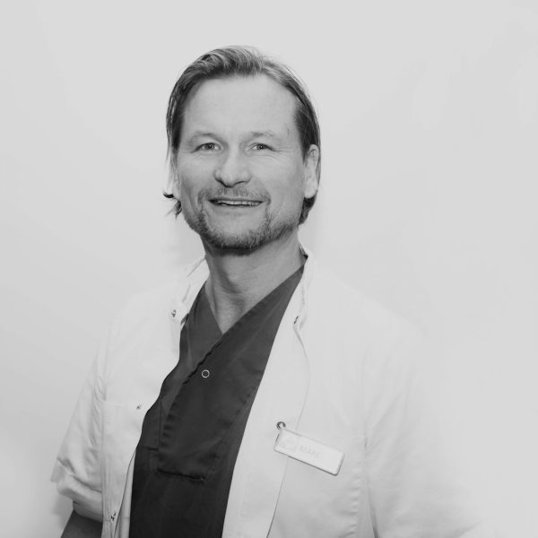 Mark Huis in 't Veld, dierenarts en eigenaar MARKdierenarts